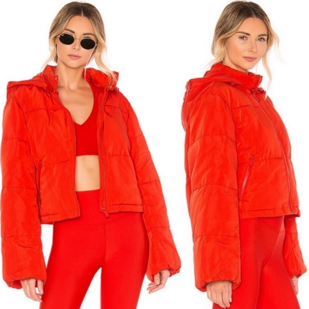 Alo Introspective Cherry Red Quilted Puffer Jacket Large